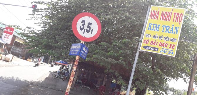 Bán đất, xe ô tô đến đất, cách đường nhựa 6m khoảng 20m