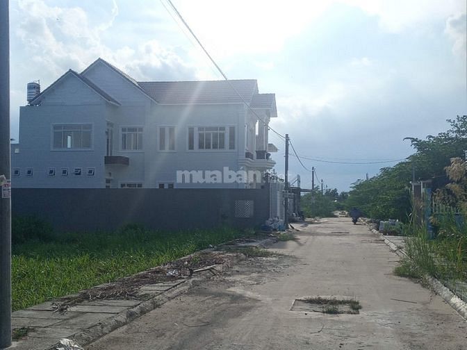 Đất vị trí đẹp SH 5 x20 = 100 m2 tại Tân Mỹ Chánh tp Mỹ Tho, sát TTTP
